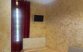 Termini Golden House